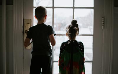 Government advises children to stay at home
